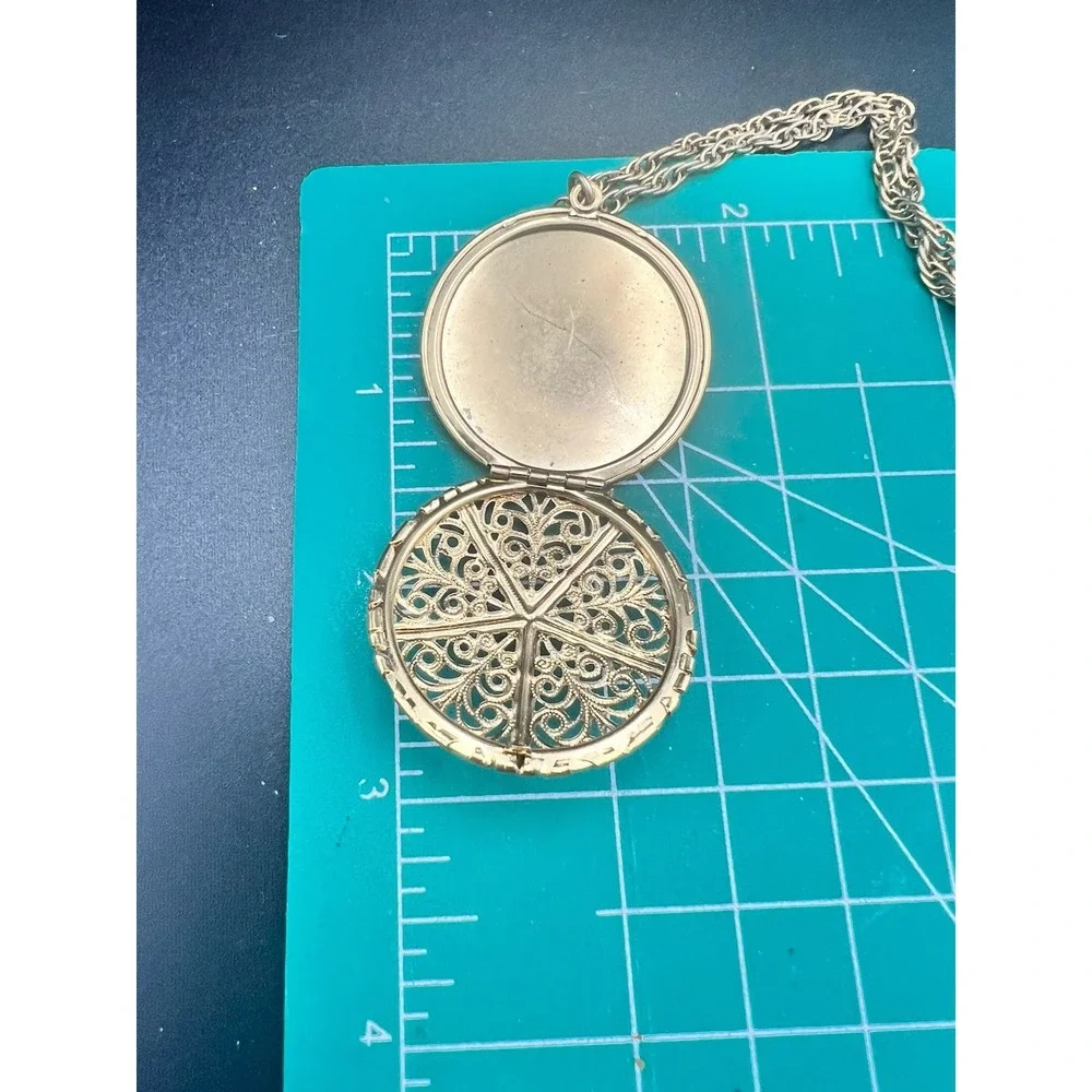 Trifari materials locket